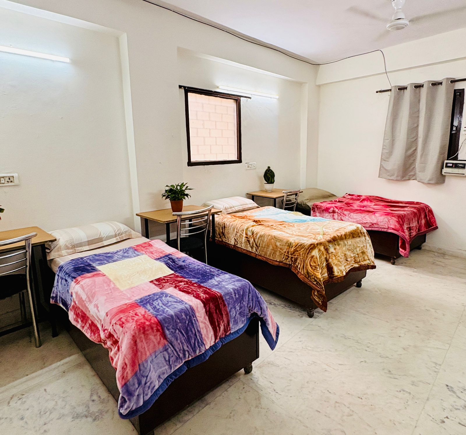 Triple Room